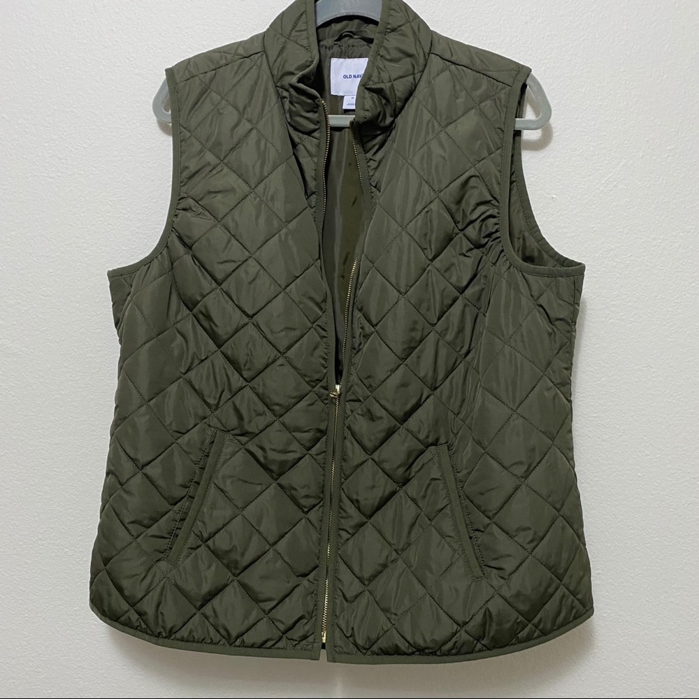 Old Navy Quilted Vest